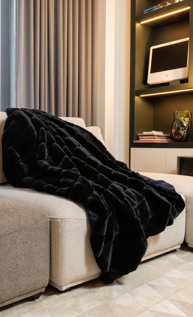 Luxe Onyx Faux Fur Throw Blanket - Your Western Decor