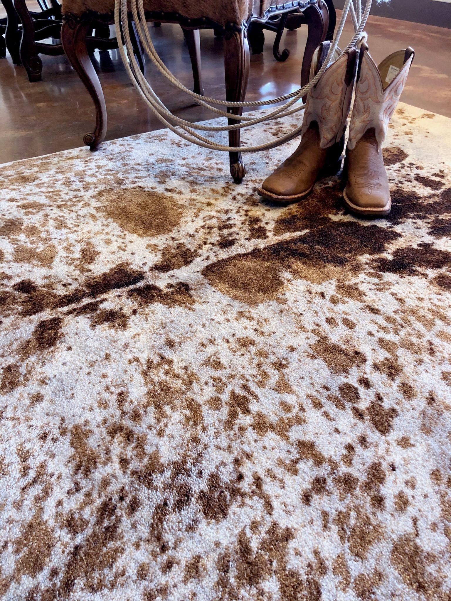https://yourwesterndecorating.com/cdn/shop/products/longhorn-spotted-western-area-rug-11x13-your-western-decor.jpg?v=1666203889
