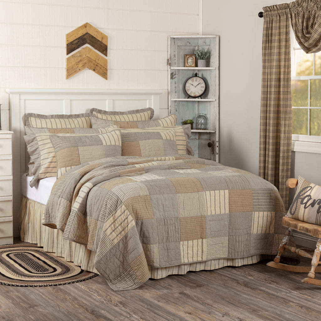 Sawyer Mill Block Pattern Plaid Quilt size King - Your Western Decor