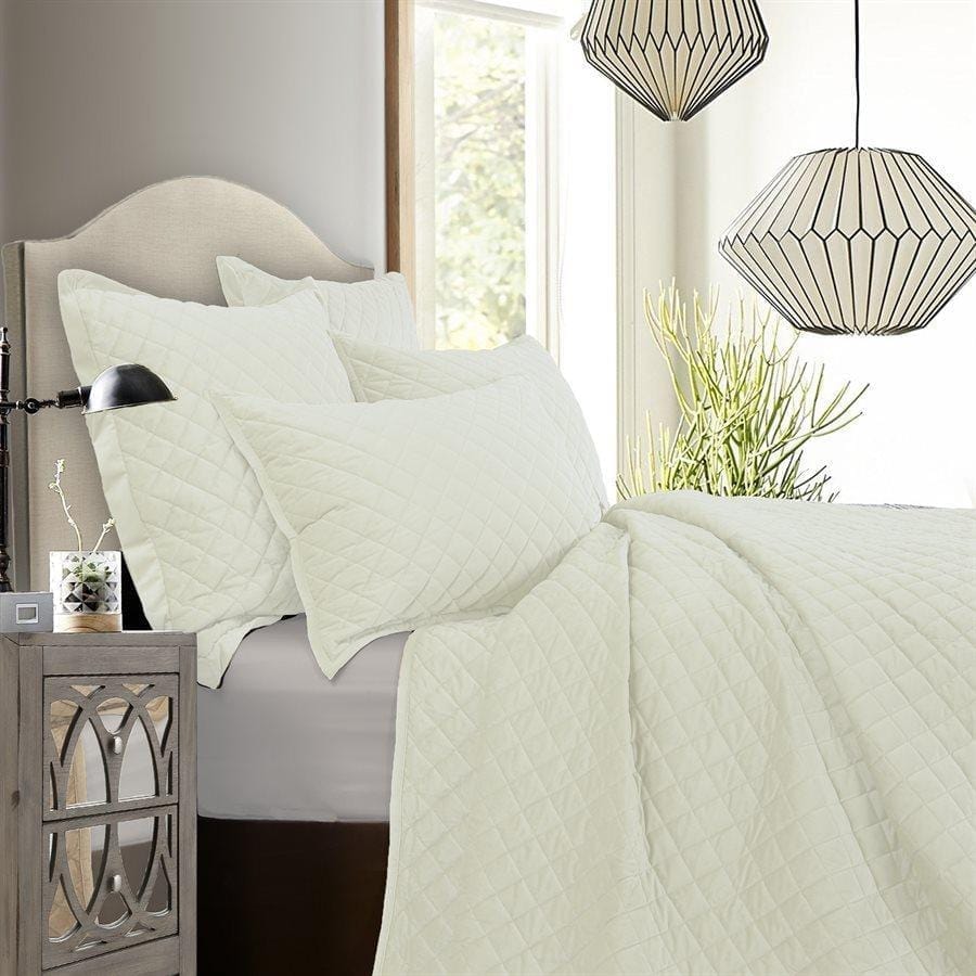 Velvet Diamond Quilt Set in Cream color from HiEnd Accents
